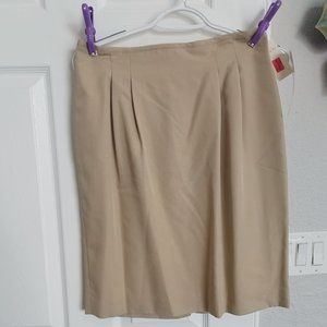 NEW 90s OLDSTOCK!!  Tan Liz Claiborne PLEATED SKIRT | 6 |  HIGH QUALITY POCKETS